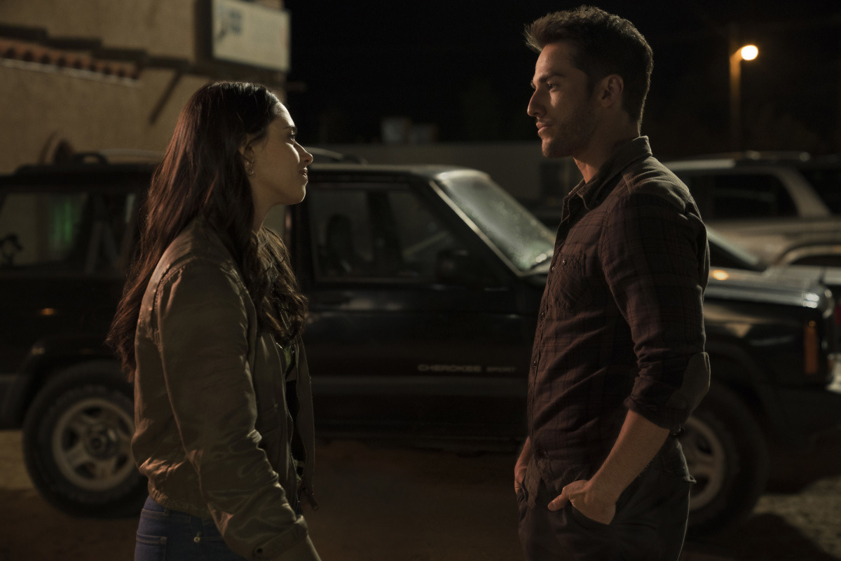 1x01-002.jpg