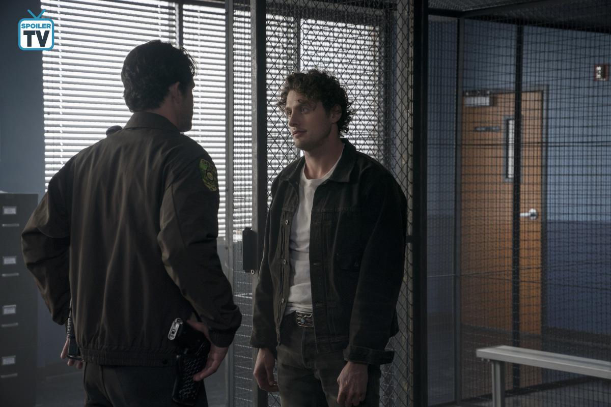 1x01-005.jpg