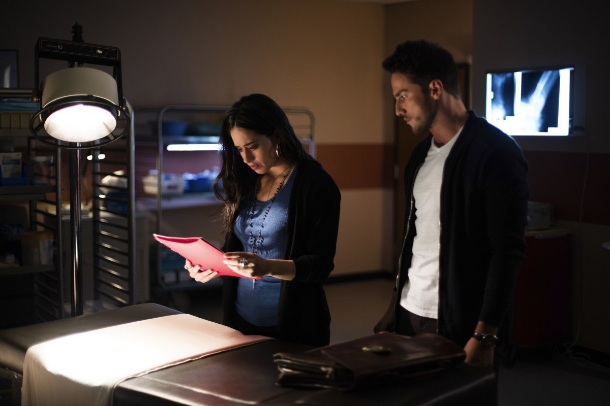 1x02-001.jpg