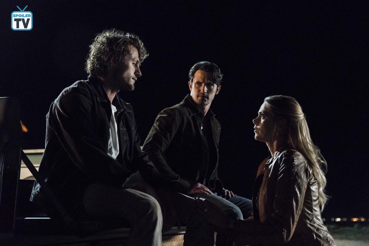 1x04-004.jpg