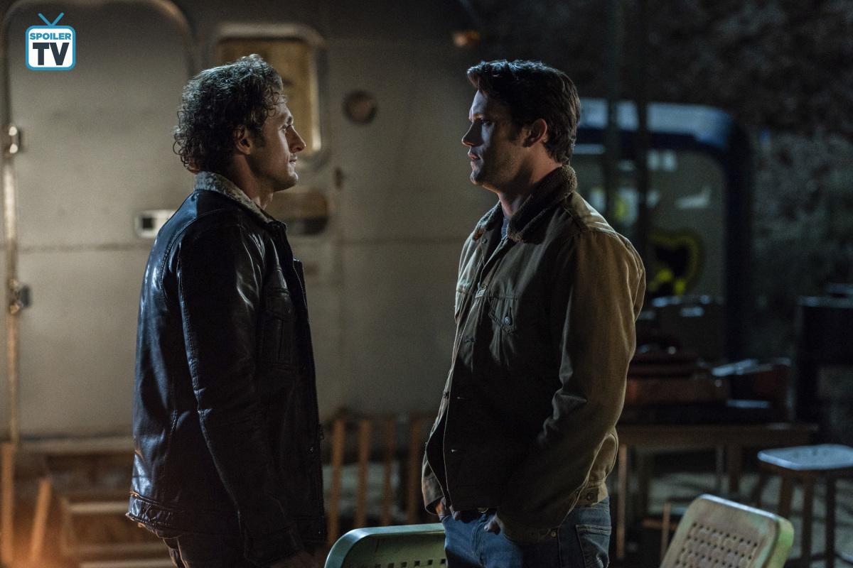 1x07-001.jpg