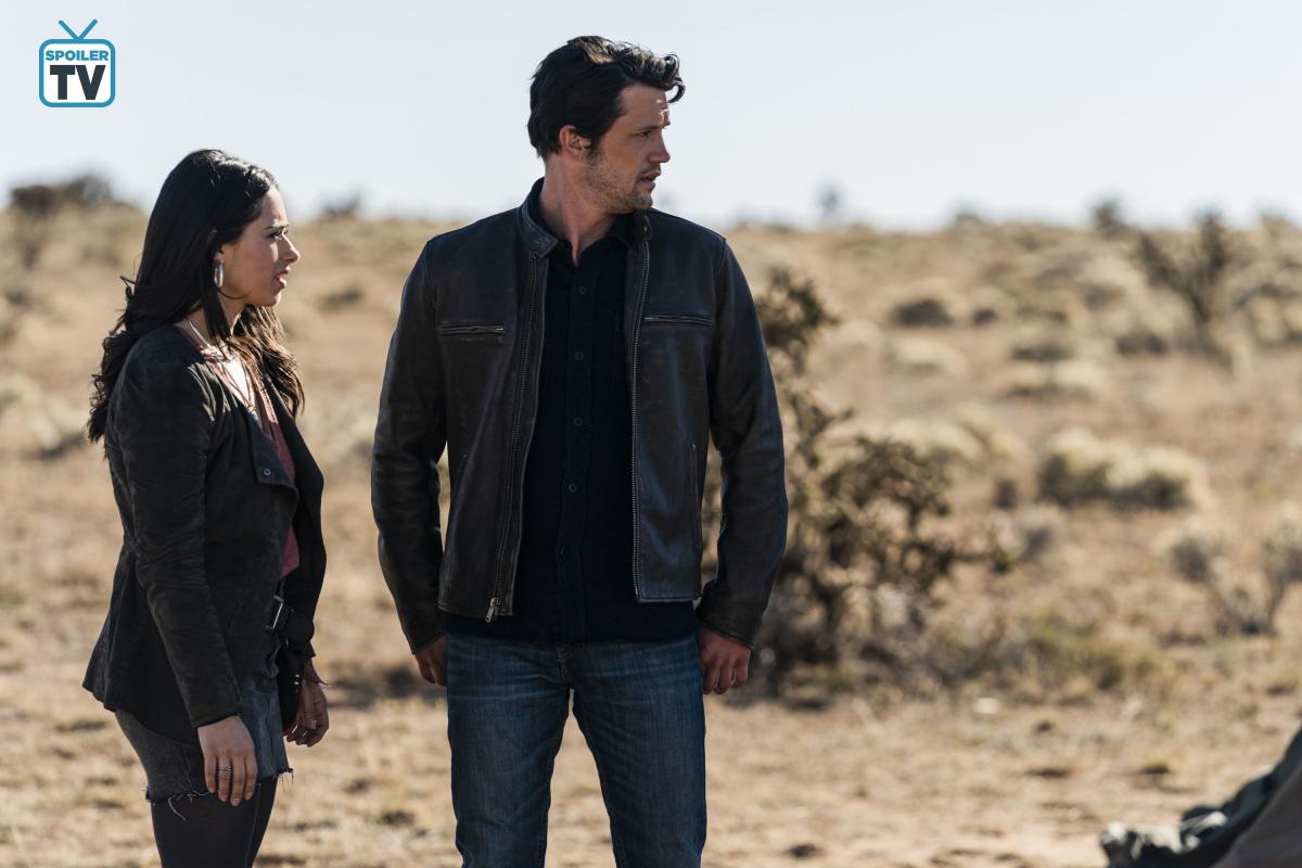 1x09-001.jpg