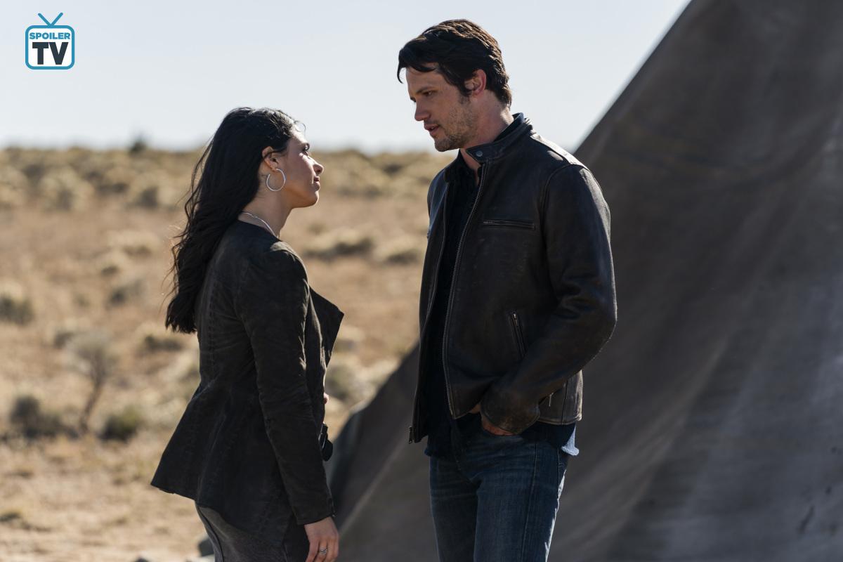 1x09-002.jpg