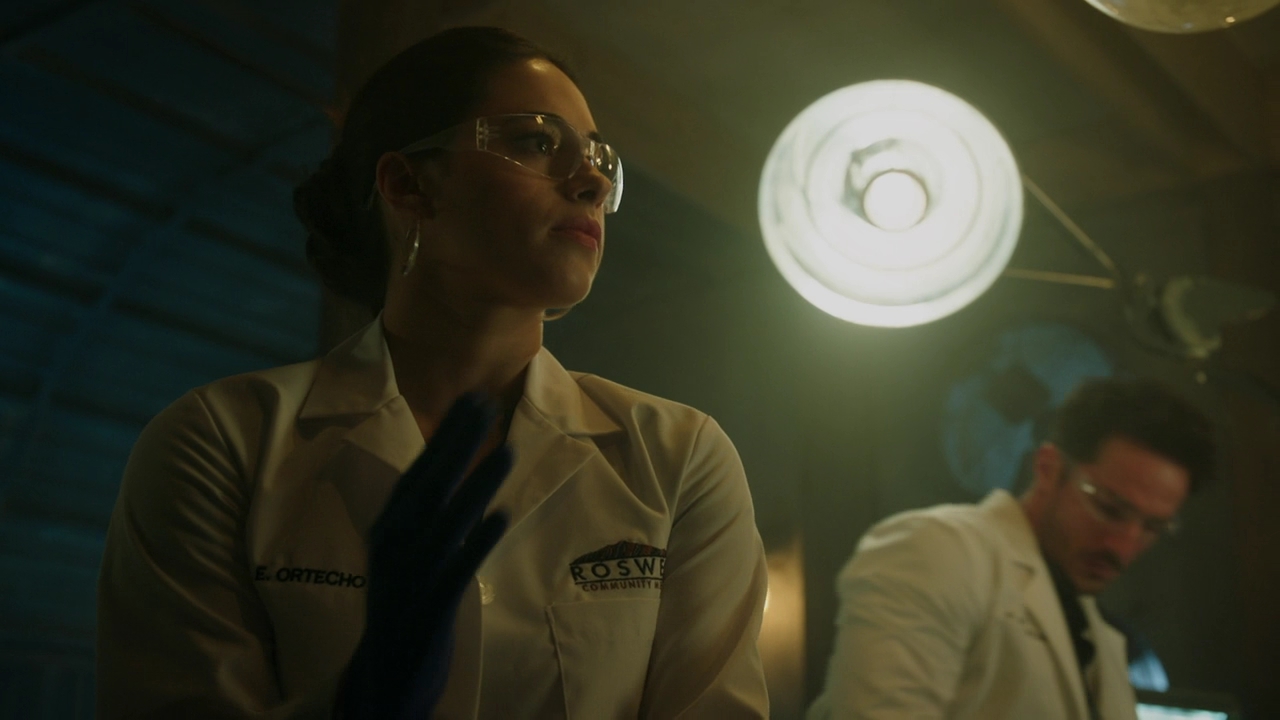 VampireDiariesWorld-dot-nl-RoswellNewMexico2x01-2061.jpg VampireDiariesWorld-dot-nl-RoswellNewMexico2x01-2061.jpg