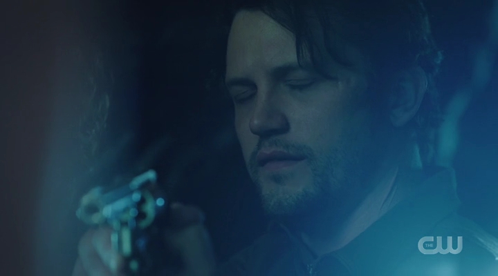 VampireDiariesWorld-dot-nl_RoswellNewMexico3x01-0010.jpg