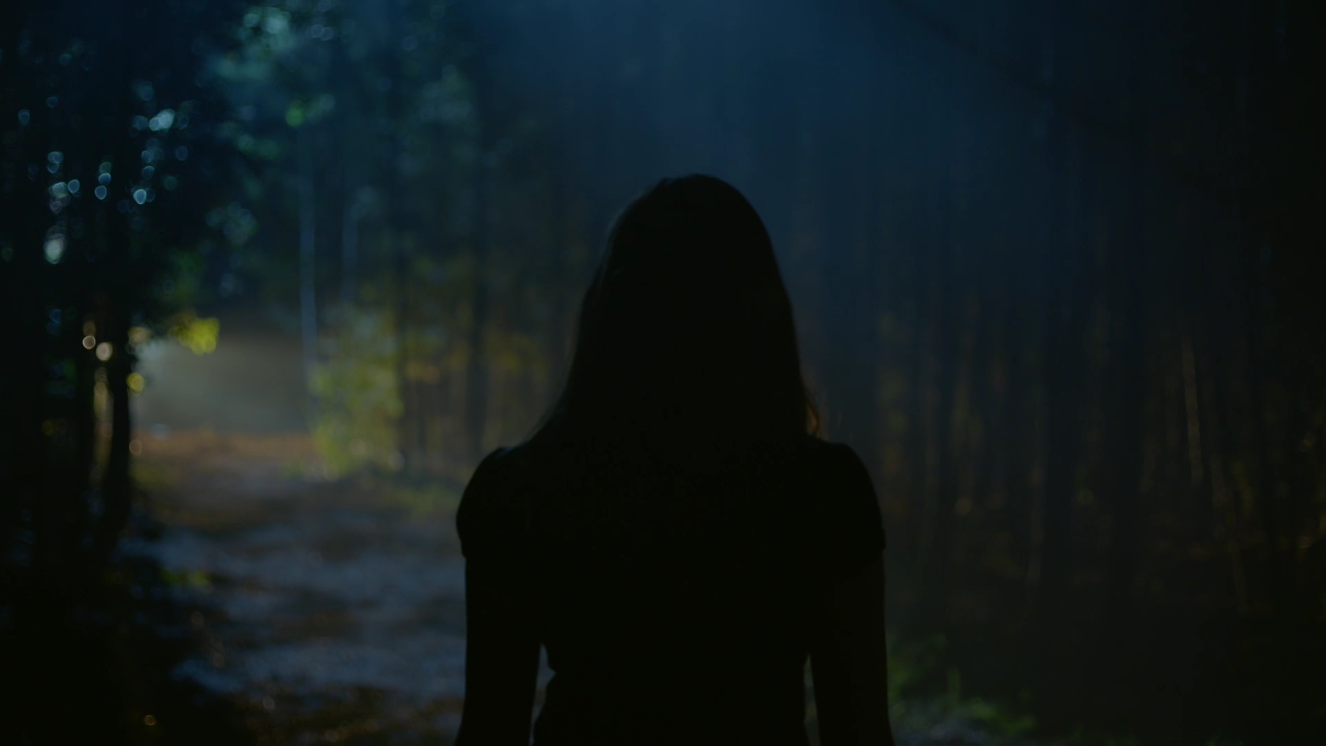 VampireDiariesWorld-dot-nl_Legacies1x01ThisIsthePartWhereYouRun00010.jpg