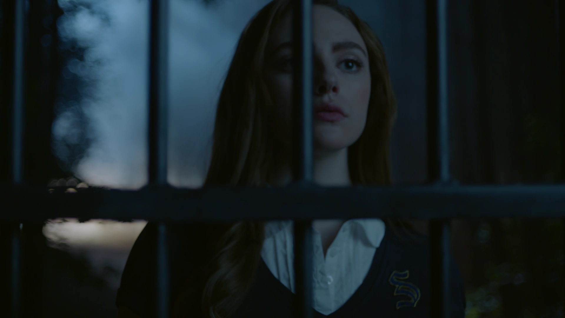 VampireDiariesWorld-dot-nl_Legacies1x01ThisIsthePartWhereYouRun00028.jpg