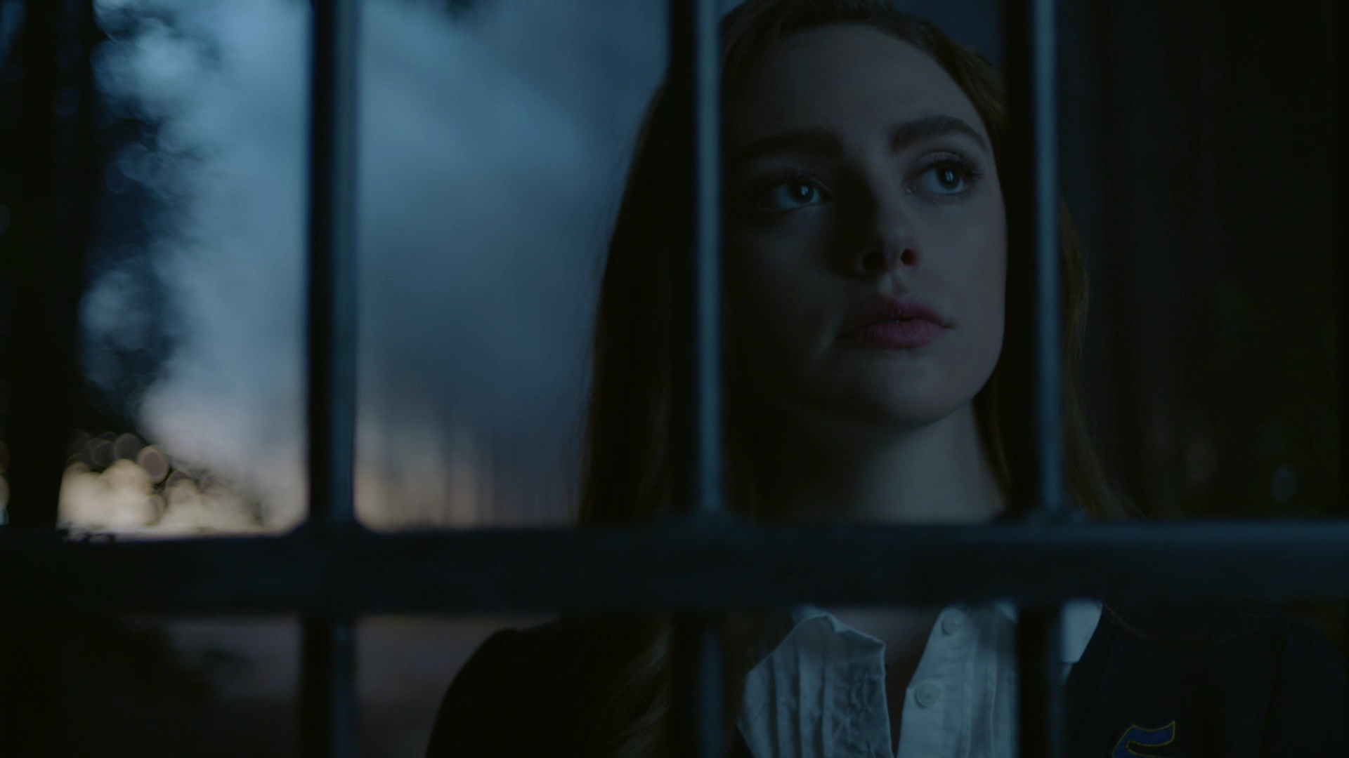 VampireDiariesWorld-dot-nl_Legacies1x01ThisIsthePartWhereYouRun00031.jpg