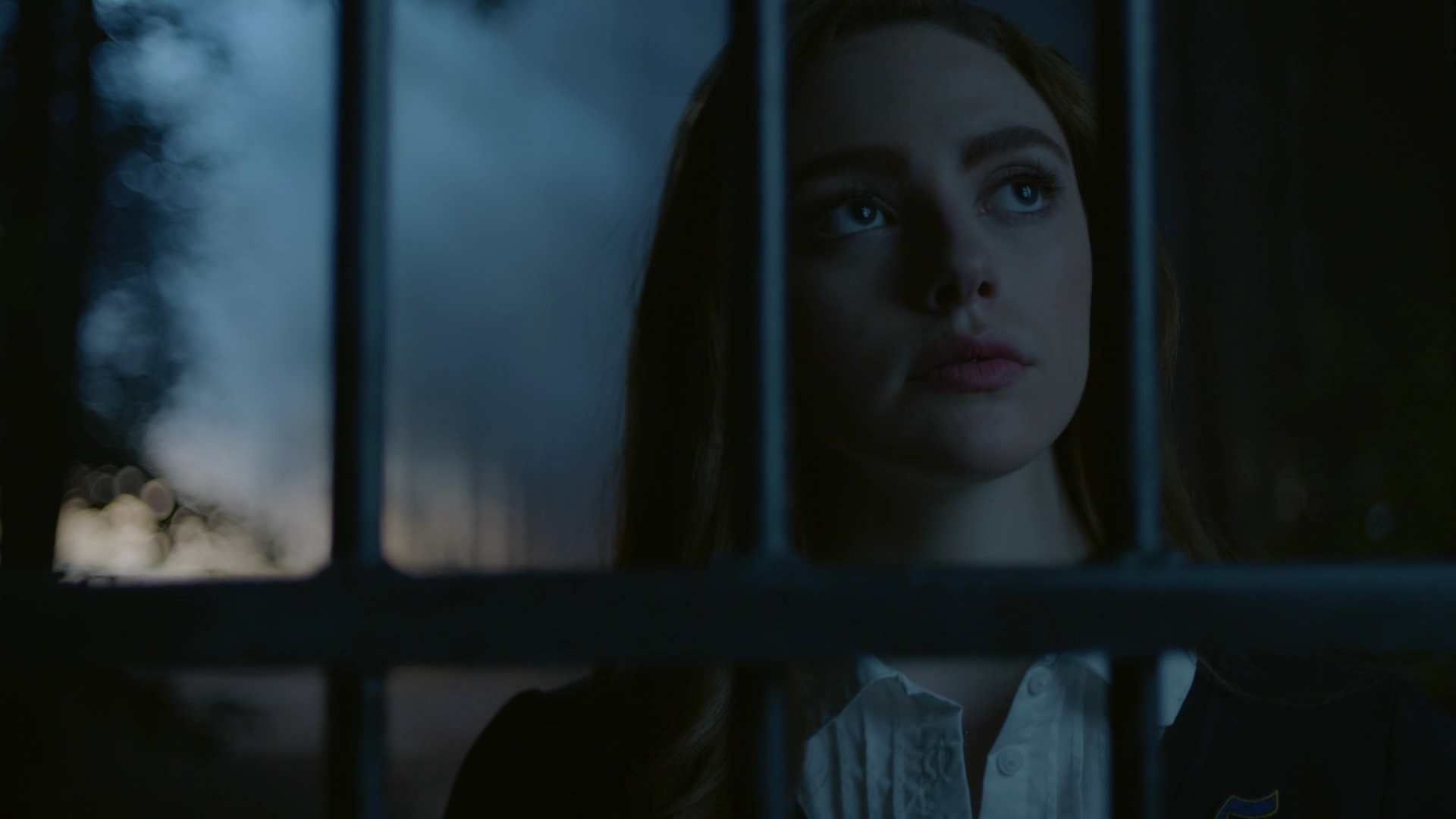 VampireDiariesWorld-dot-nl_Legacies1x01ThisIsthePartWhereYouRun00032.jpg