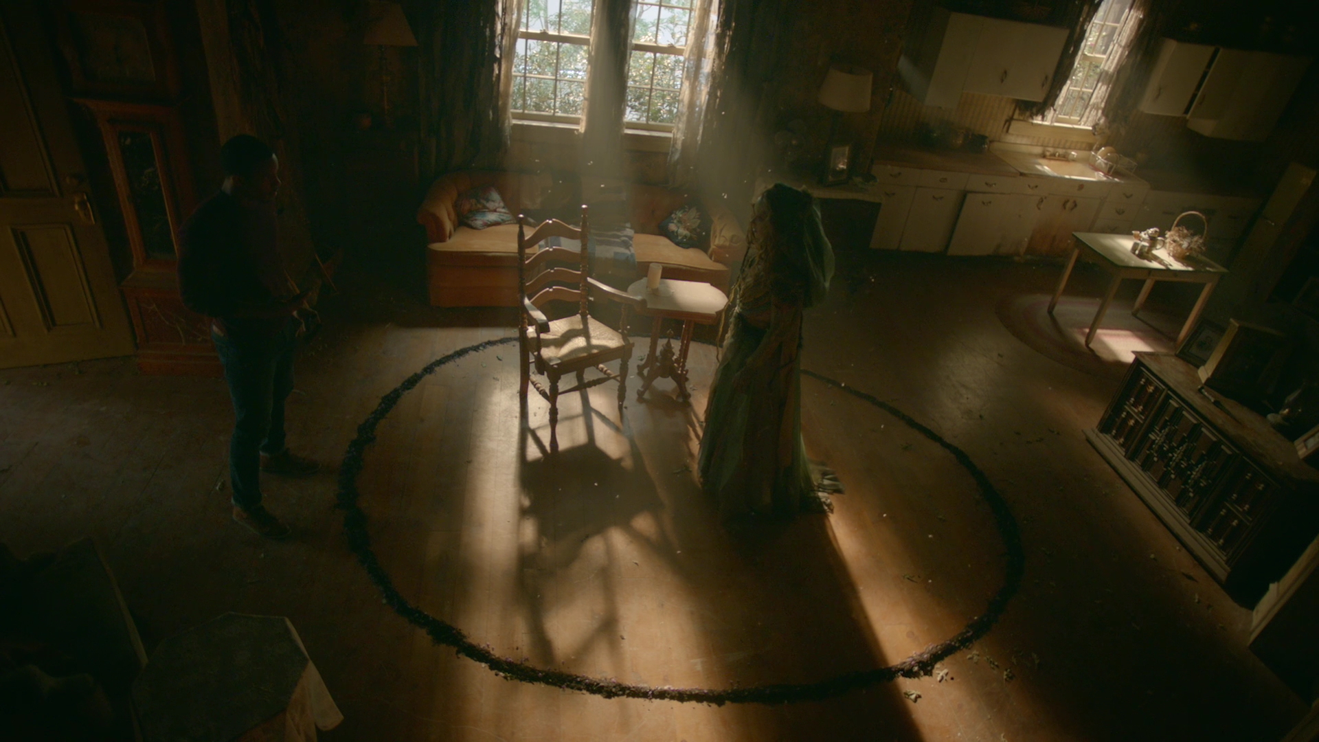 VampireDiariesWorld-dot-nl_Legacies1x05Malivore00059.jpg
