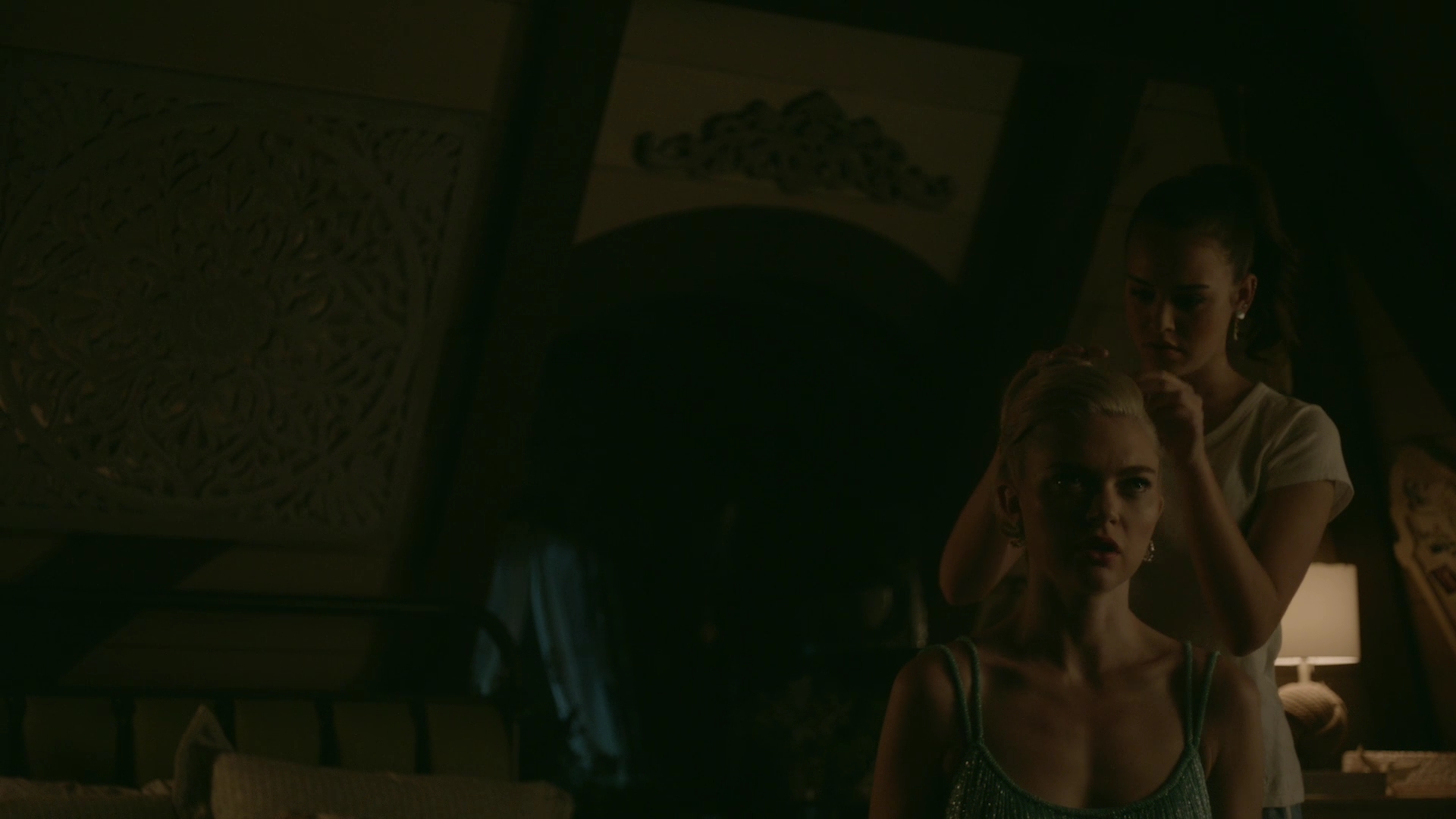 VampireDiariesWorld-dot-nl_Legacies1x06MombieDearest00835.jpg