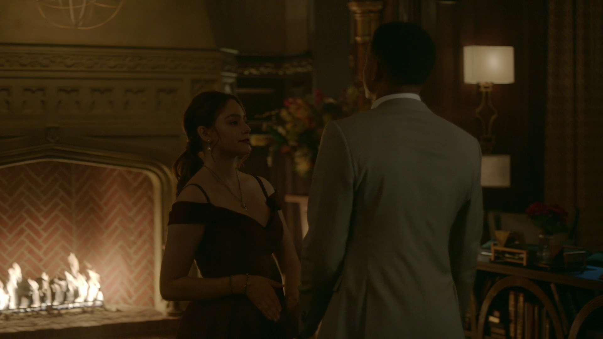 VampireDiariesWorld-dot-nl_Legacies1x06MombieDearest02094.jpg