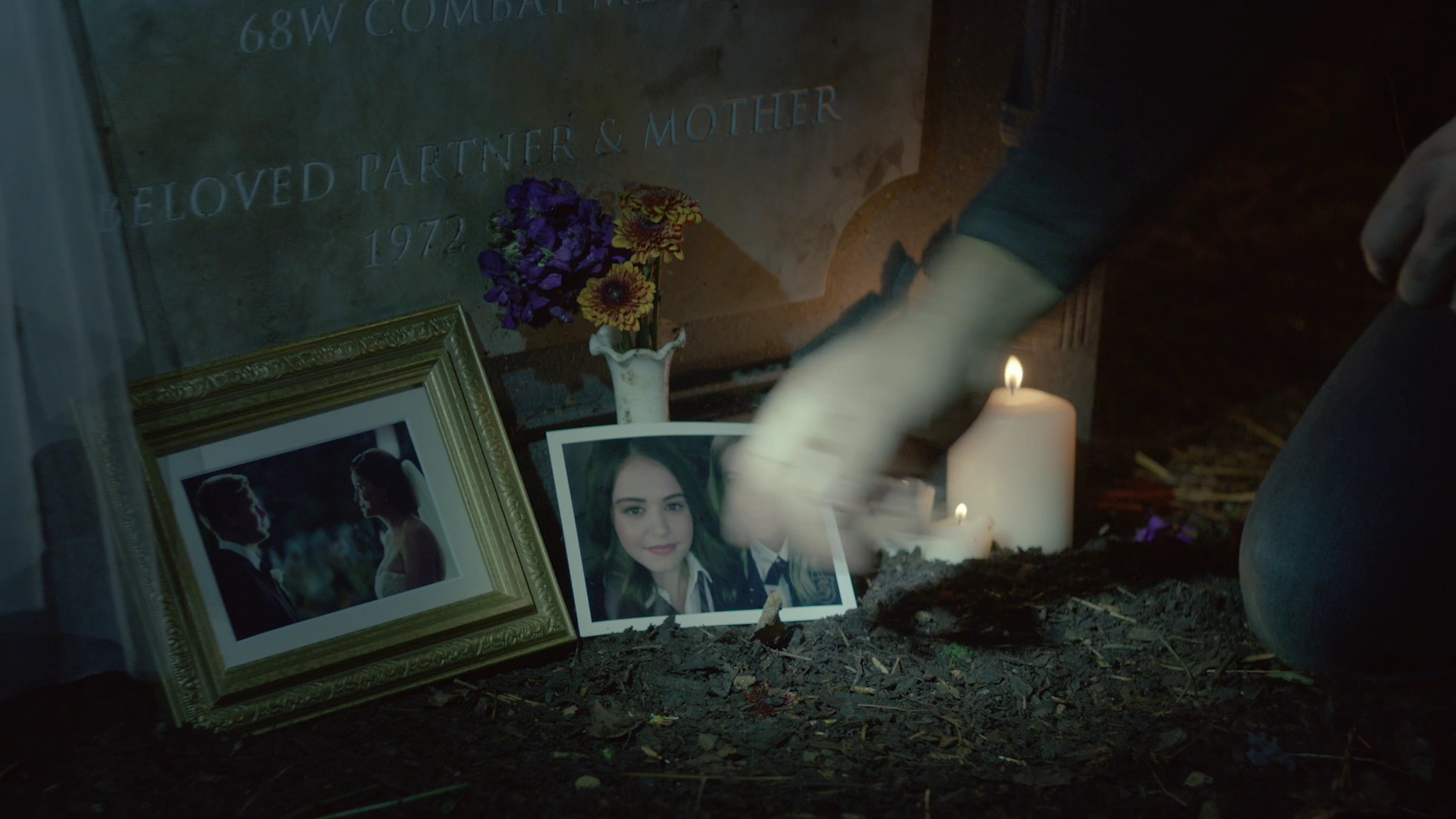 VampireDiariesWorld-dot-nl_Legacies1x06MombieDearest02345.jpg