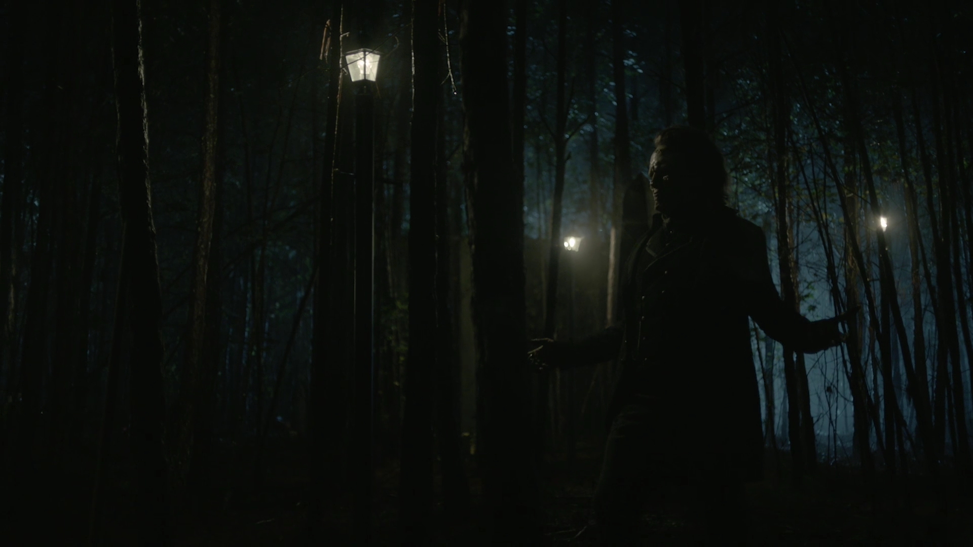 VampireDiariesWorld-dot-nl_Legacies1x06MombieDearest02432.jpg