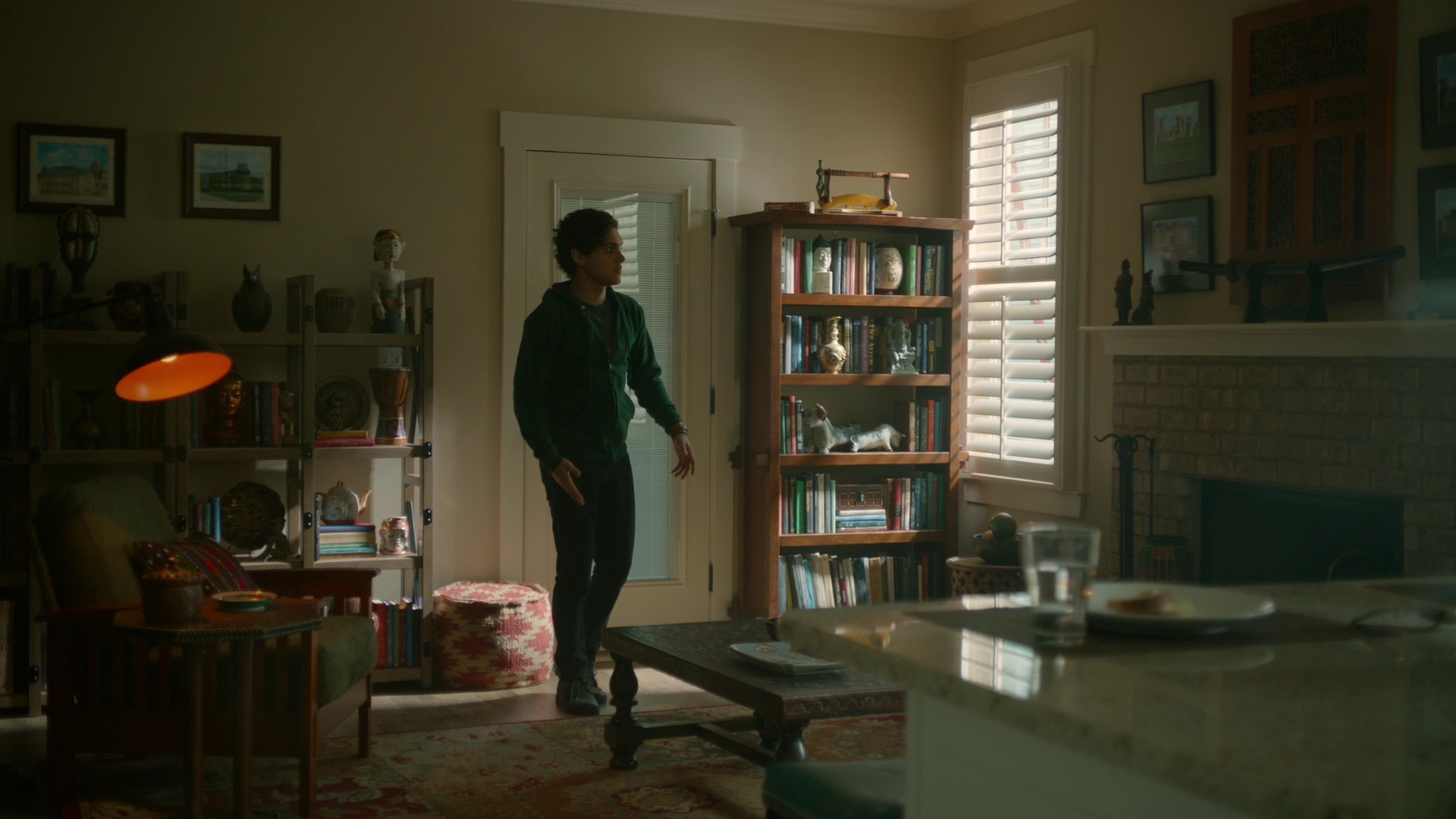 VampireDiariesWorld-dot-nl_Legacies1x08MaybeIShouldStartFromTheEnd00325.jpg