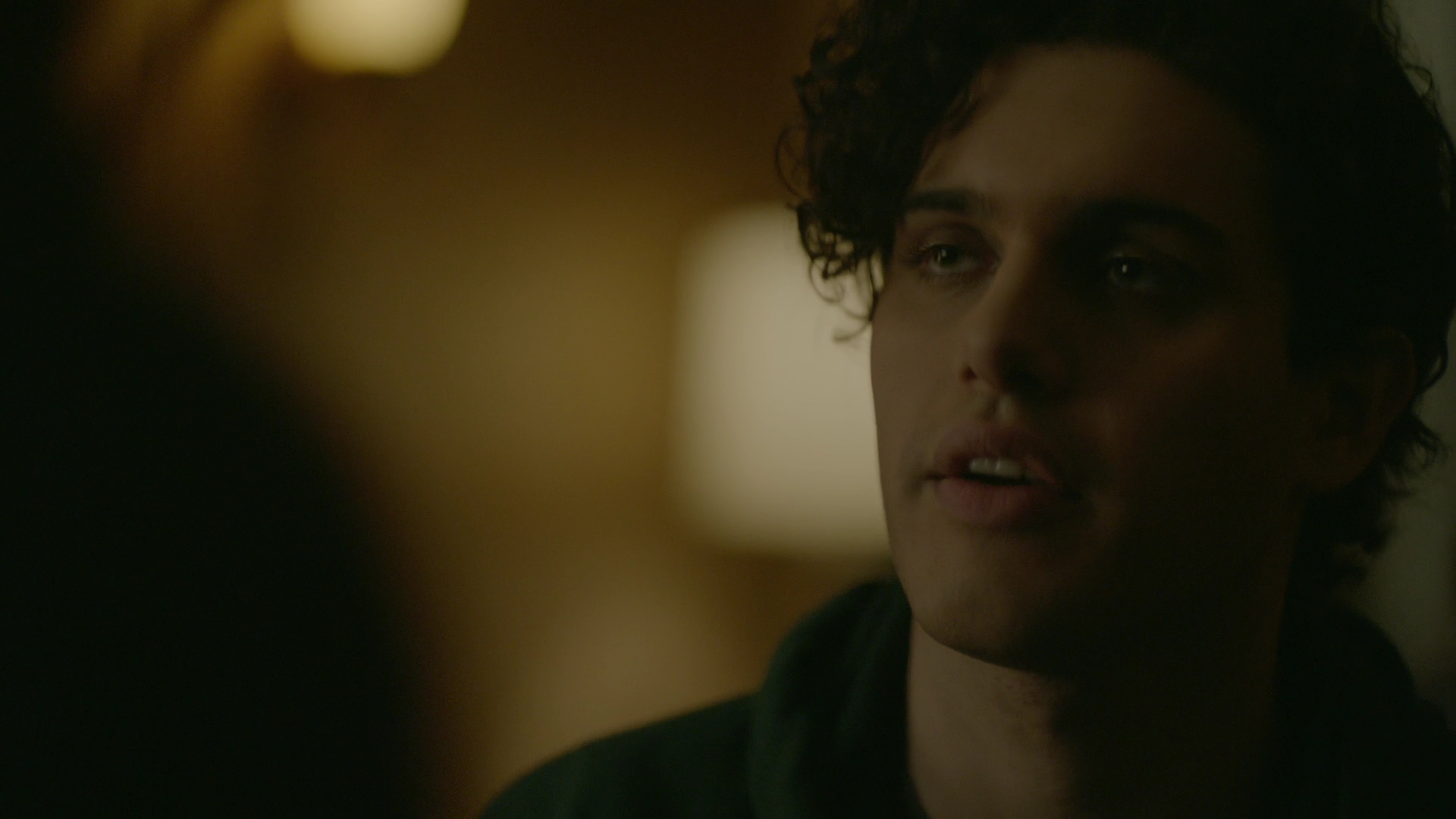 VampireDiariesWorld-dot-nl_Legacies1x08MaybeIShouldStartFromTheEnd01139.jpg