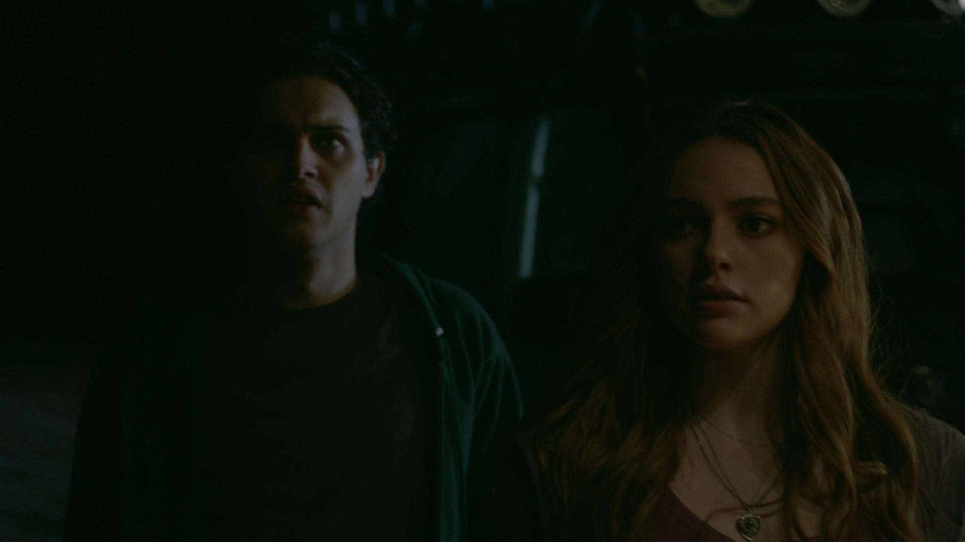 VampireDiariesWorld-dot-nl_Legacies1x08MaybeIShouldStartFromTheEnd01935.jpg