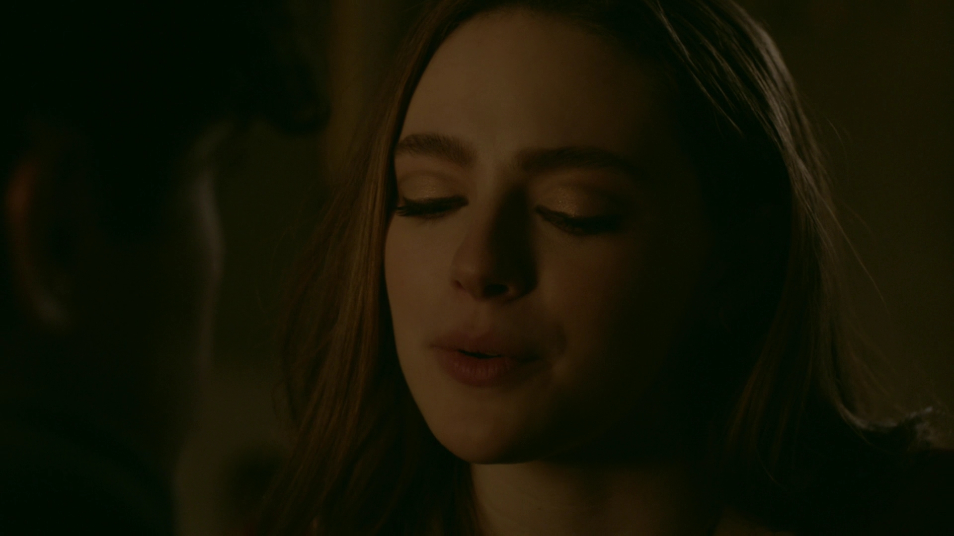 VampireDiariesWorld-dot-nl_Legacies1x08MaybeIShouldStartFromTheEnd02235.jpg