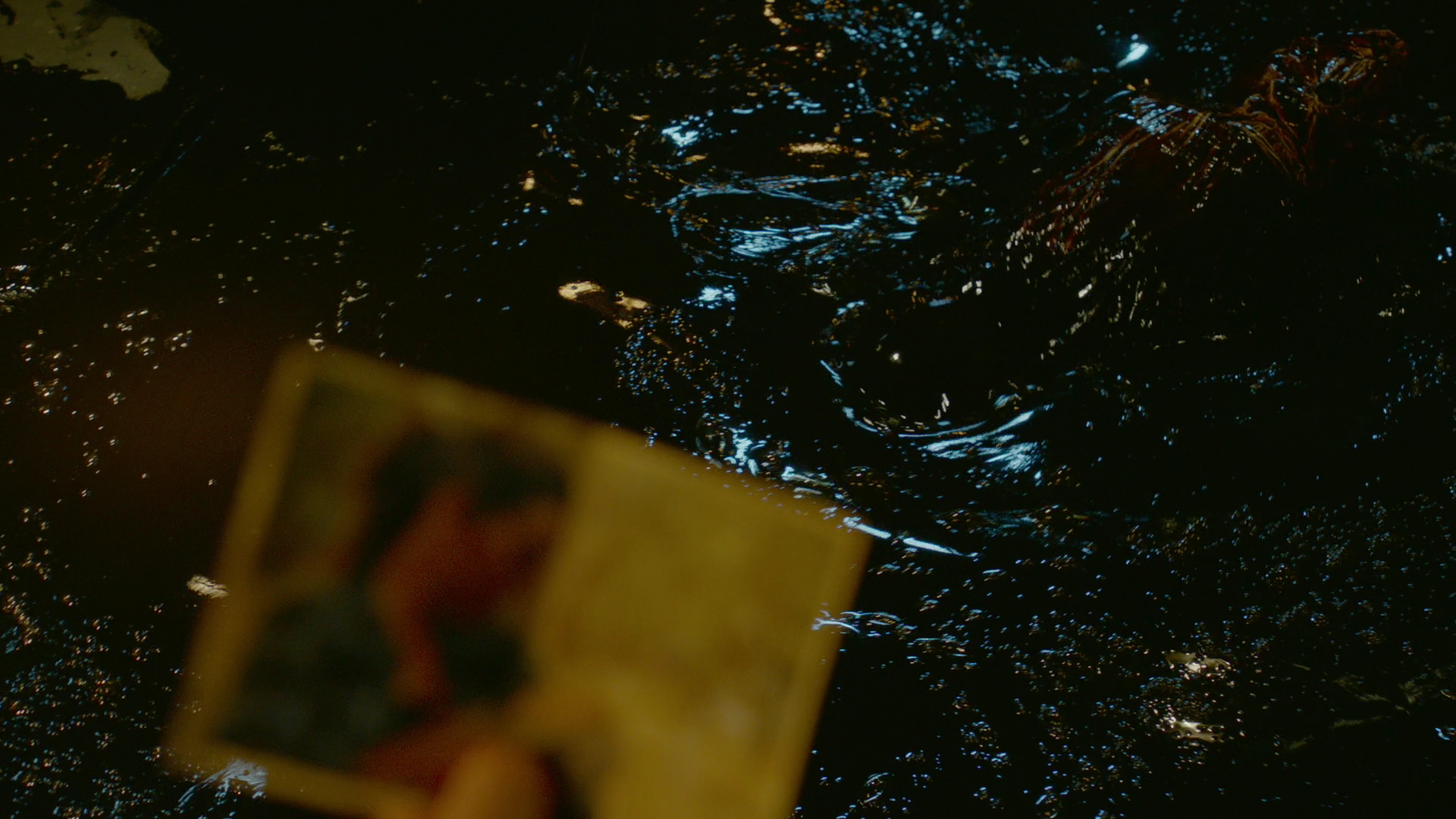 VampireDiariesWorld-dot-nl_Legacies1x08MaybeIShouldStartFromTheEnd02384.jpg