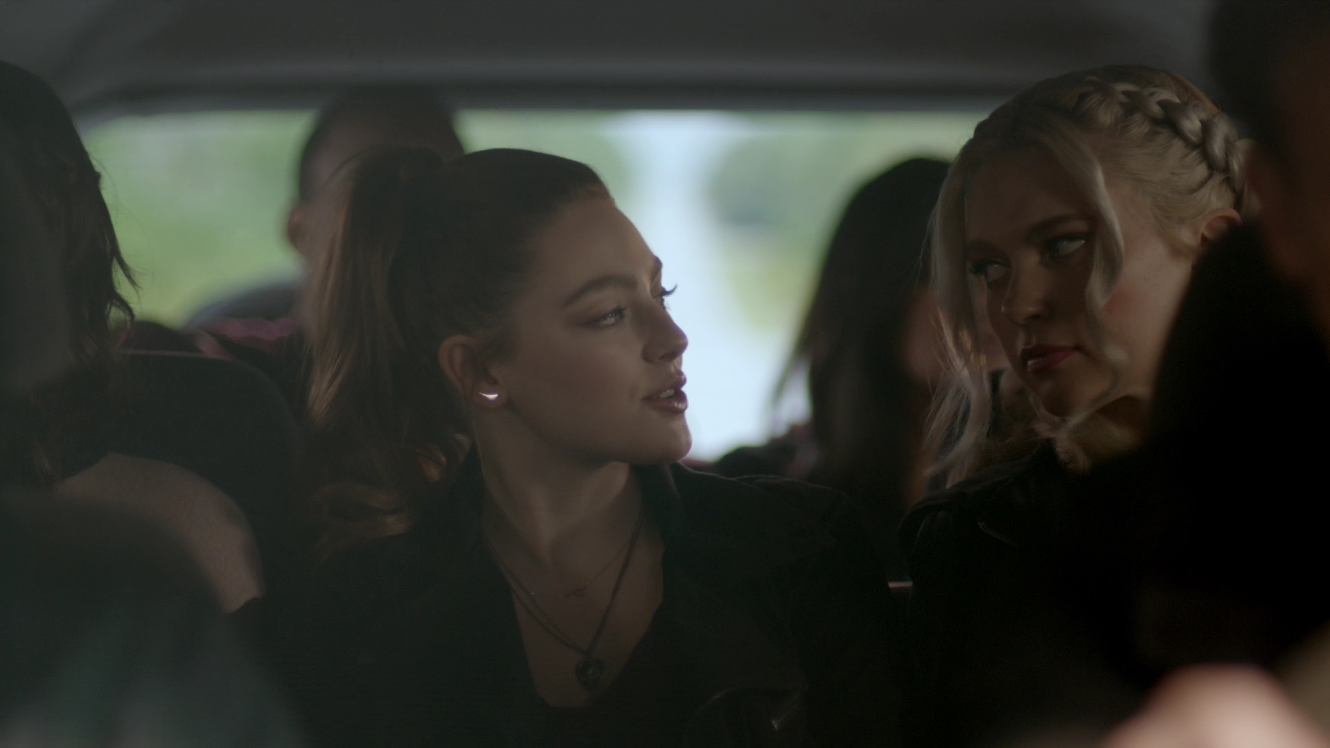 VampireDiariesWorld-dot-nl_Legacies1x12TheresAMummyOnMainStreet00259.jpg