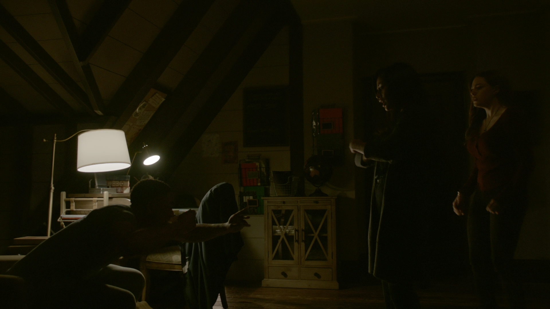 VampireDiariesWorld-dot-nl_Legacies1x13TheBoyWhoStillHasALotToDo00101.jpg