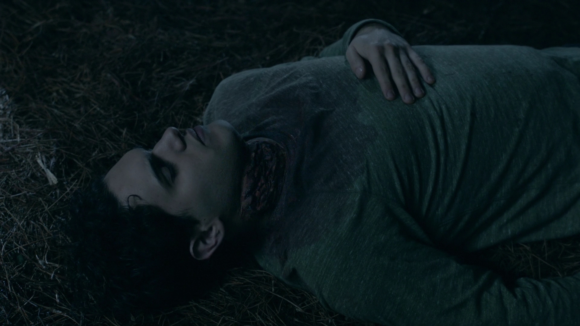 VampireDiariesWorld-dot-nl_Legacies1x13TheBoyWhoStillHasALotToDo02288.jpg