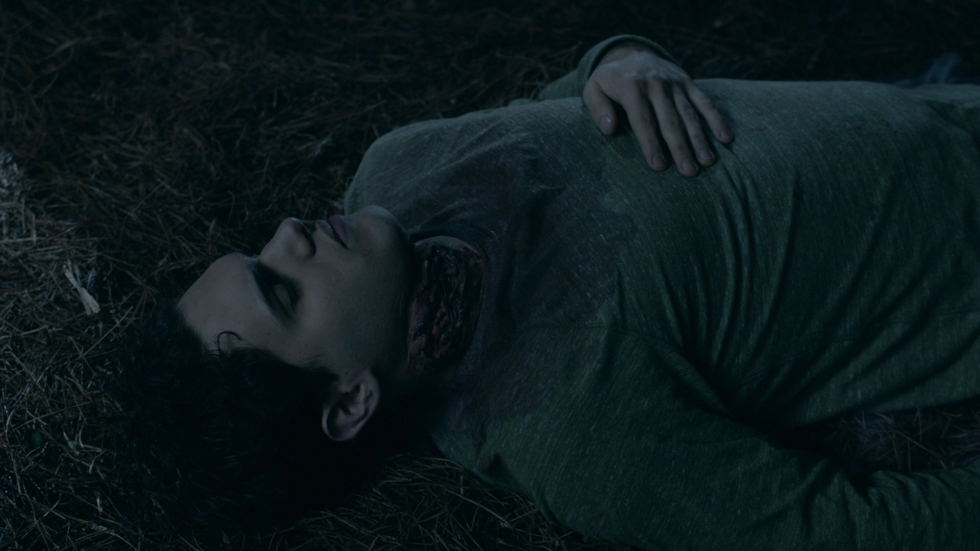 VampireDiariesWorld-dot-nl_Legacies1x13TheBoyWhoStillHasALotToDo02316.jpg