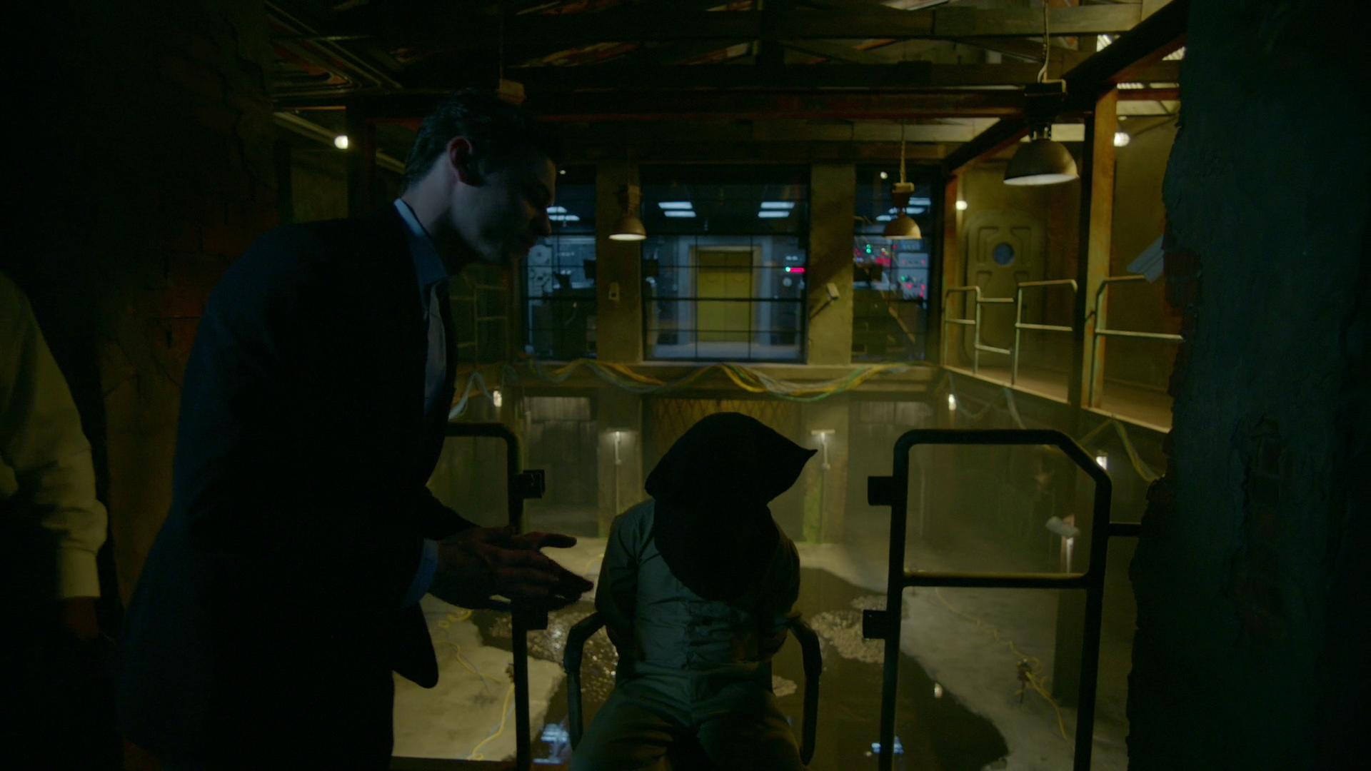 VampireDiariesWorld-dot-nl_Legacies1x14LetsJustFinishTheDance02471.jpg