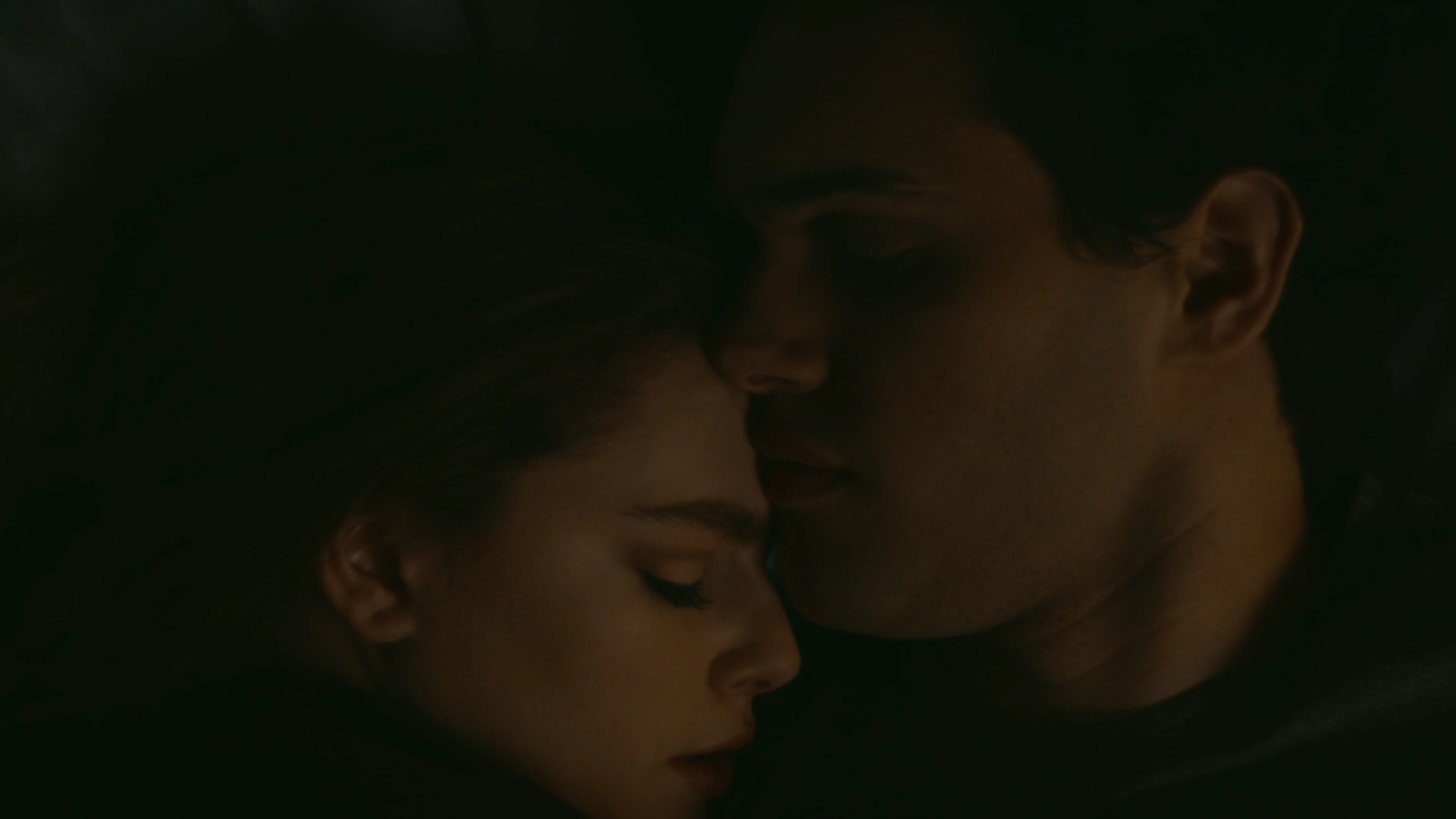 VampireDiariesWorld-dot-nl_Legacies1x14LetsJustFinishTheDance02516.jpg