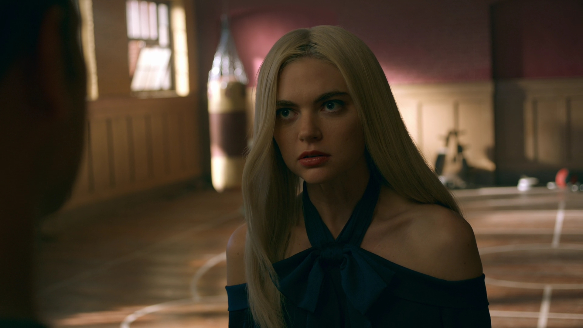 VampireDiariesWorld-dot-nl_Legacies1x14LetsJustFinishTheDance02676.jpg