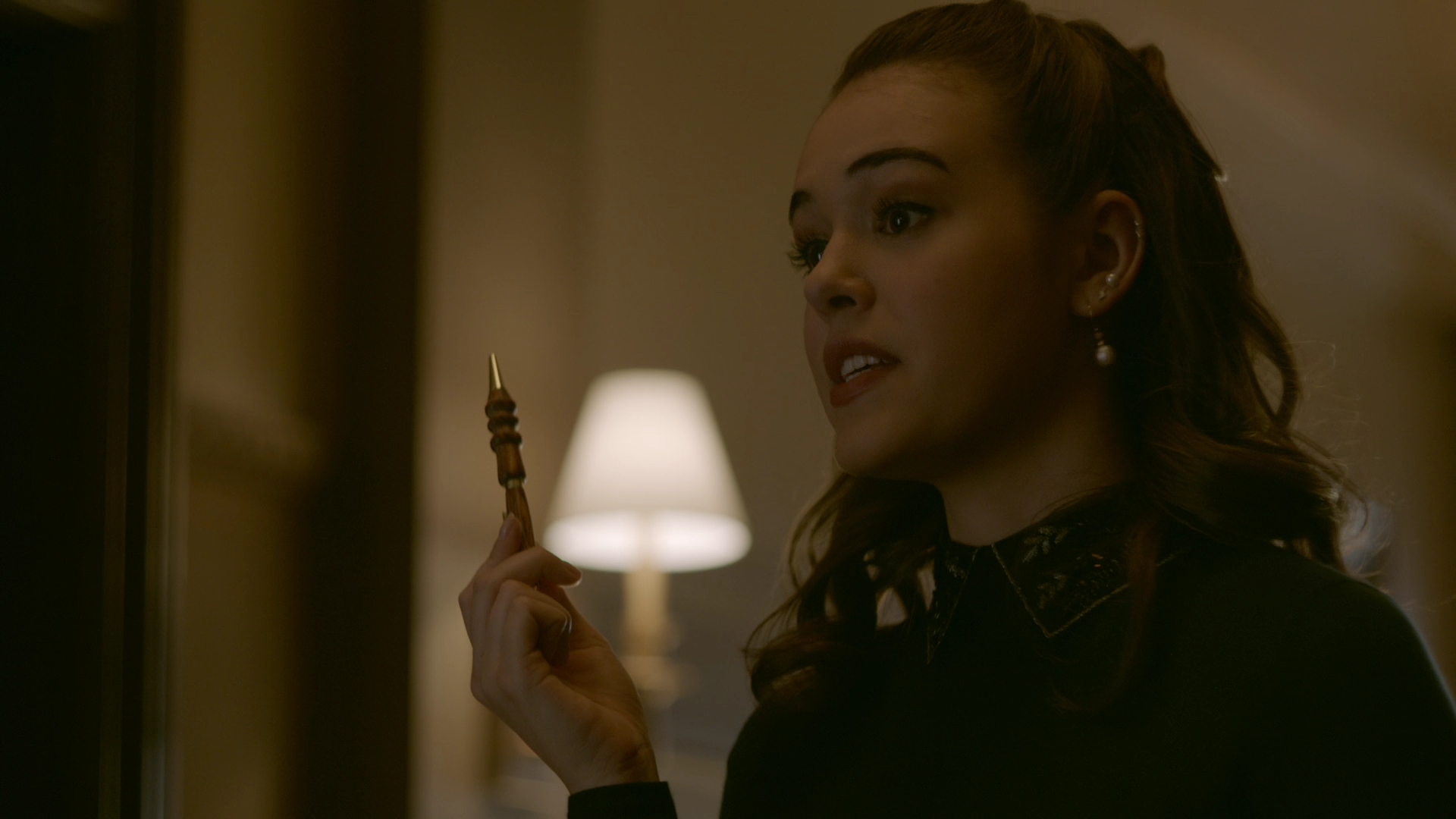 VampireDiariesWorld-dot-nl_Legacies1x14LetsJustFinishTheDance03700.jpg