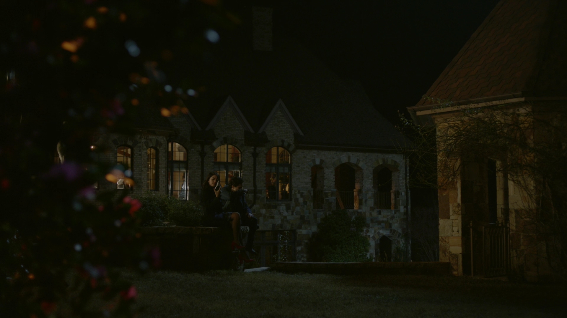 VampireDiariesWorld-dot-nl_Legacies1x14LetsJustFinishTheDance03865.jpg