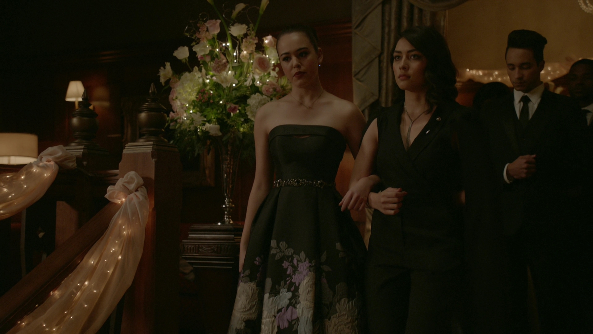 VampireDiariesWorld-dot-nl_Legacies1x14LetsJustFinishTheDance03974.jpg