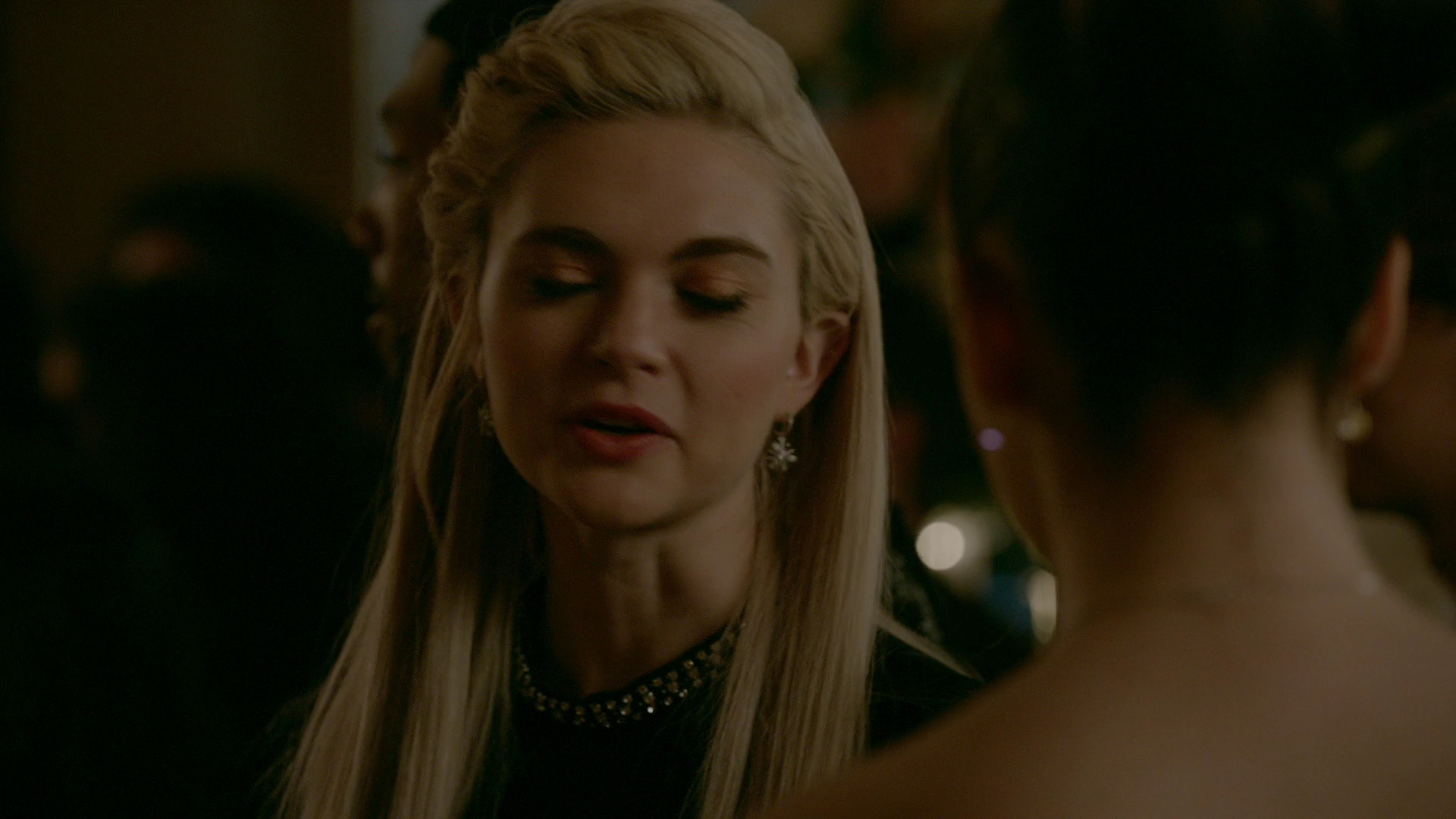 VampireDiariesWorld-dot-nl_Legacies1x14LetsJustFinishTheDance04251.jpg