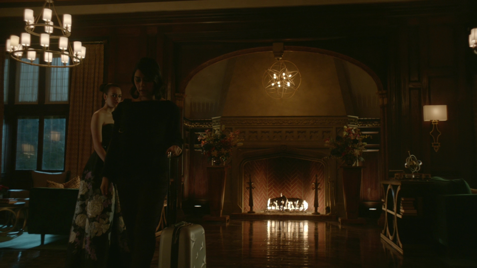 VampireDiariesWorld-dot-nl_Legacies1x14LetsJustFinishTheDance04828.jpg