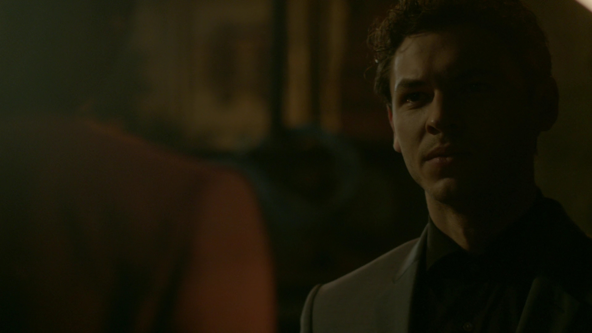 VampireDiariesWorld-dot-nl_Legacies1x14LetsJustFinishTheDance04885.jpg