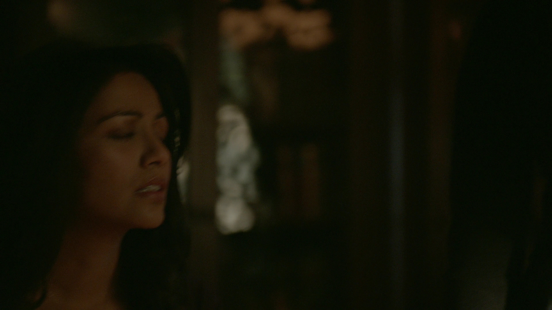 VampireDiariesWorld-dot-nl_Legacies1x15IllTellYouAStory00245.jpg