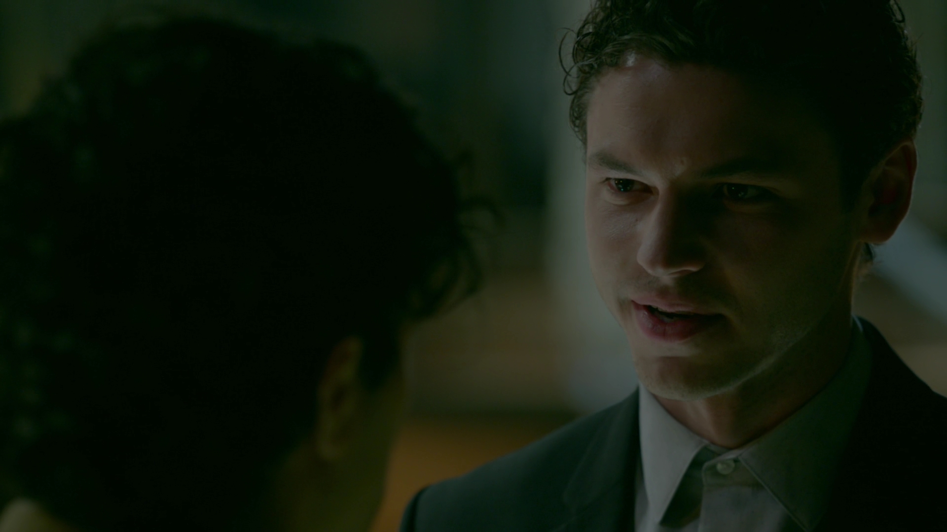 VampireDiariesWorld-dot-nl_Legacies1x15IllTellYouAStory00872.jpg