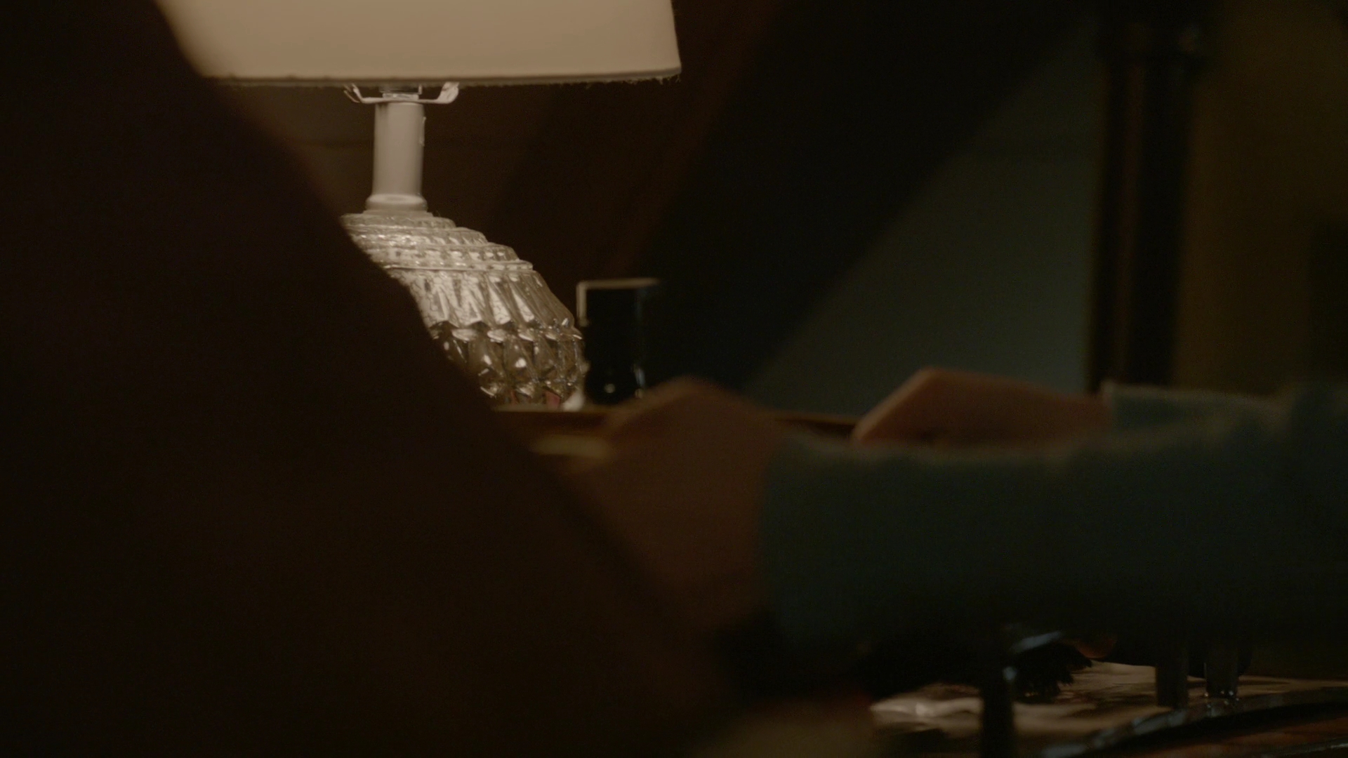 VampireDiariesWorld-dot-nl_Legacies1x15IllTellYouAStory00991.jpg