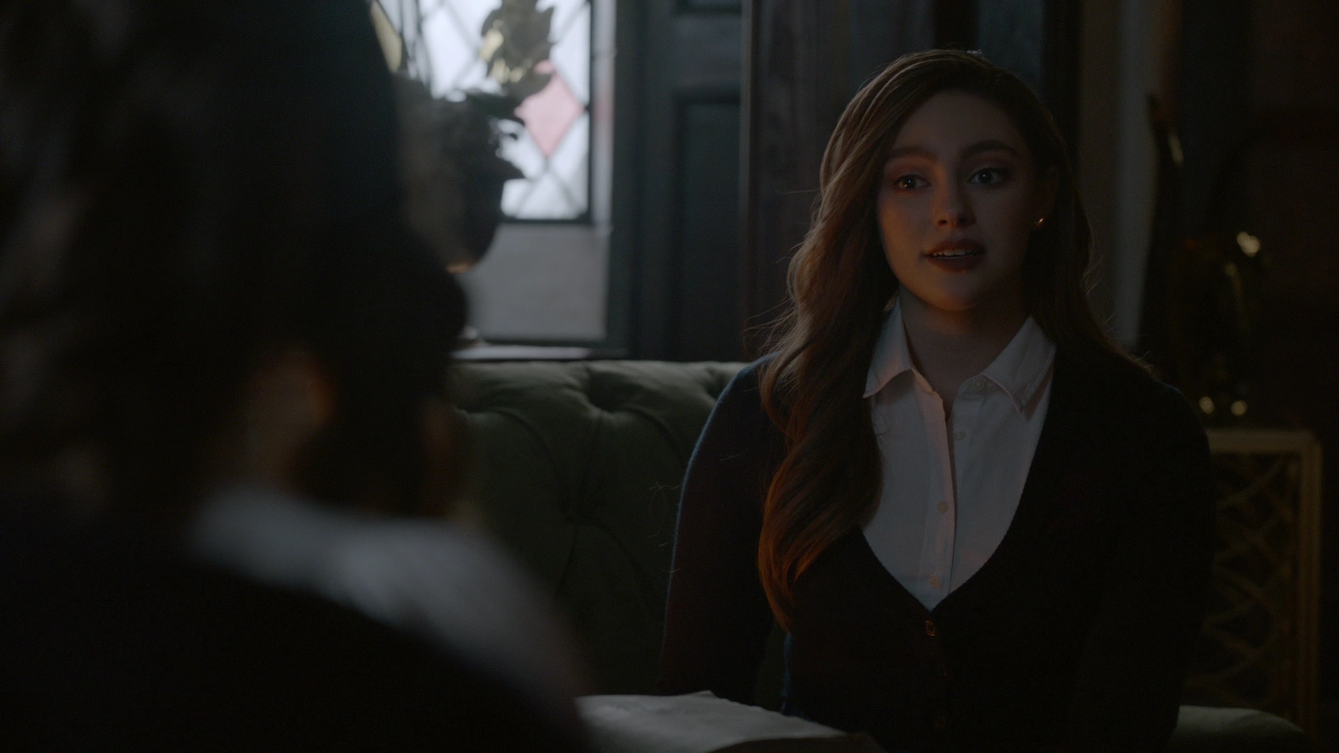 VampireDiariesWorld-dot-nl_Legacies1x15IllTellYouAStory01047.jpg
