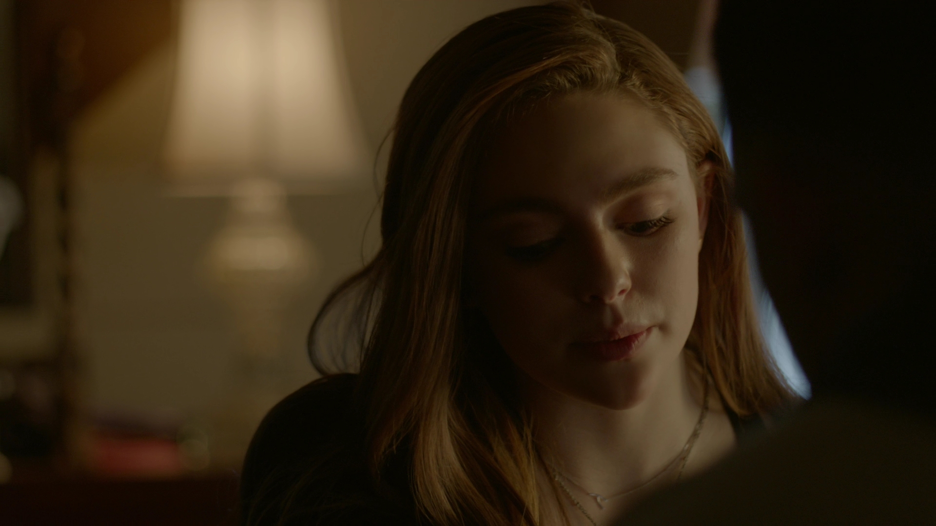 VampireDiariesWorld-dot-nl_Legacies1x15IllTellYouAStory02412.jpg