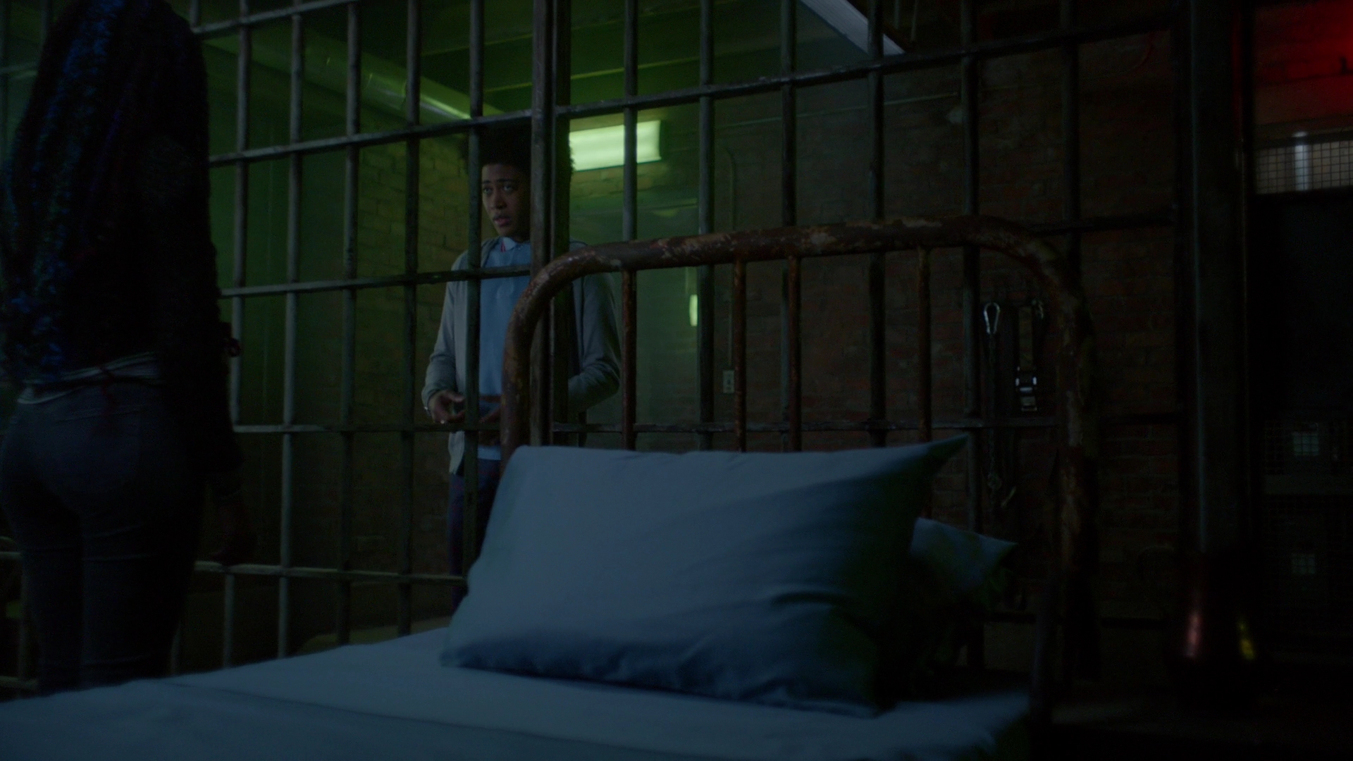 VampireDiariesWorld-dot-nl_Legacies1x16TheresAlwaysALoophole00002.jpg