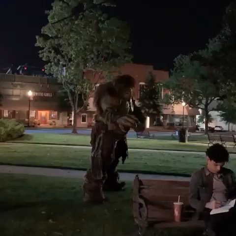 2x02-002.jpg