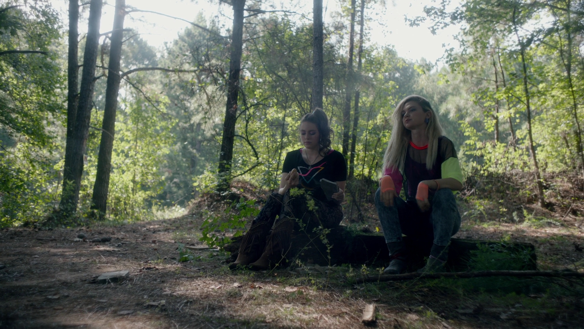 vampirediariesworld-dot-nl_Legacies2x05ScrewEndgame01472.jpg