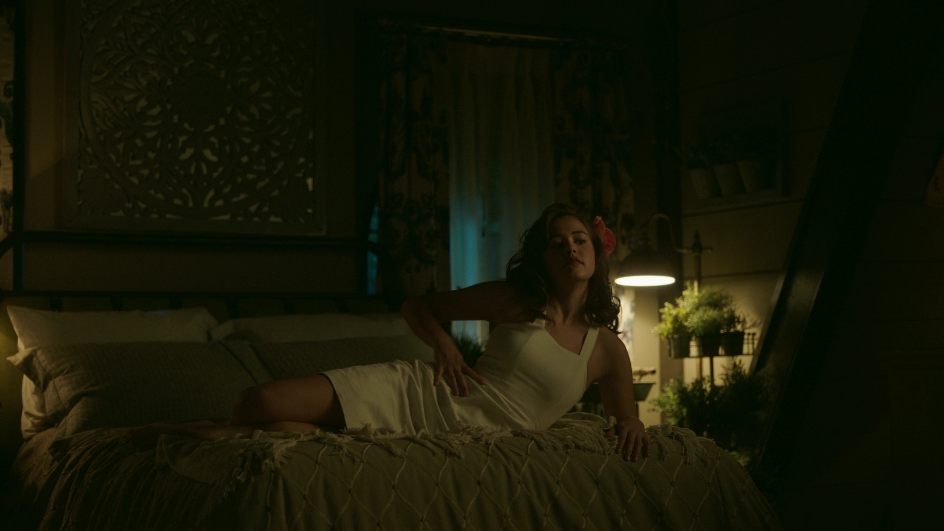 vampirediariesworld-dot-nl_Legacies2x05ScrewEndgame02115.jpg