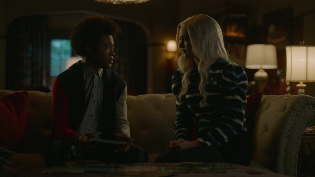 VampireDiariesWorld-dot-nl-Legacies2x14TheresaPlaceWheretheLostThingsGo2003.jpg