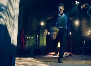 3x02-017.jpg
