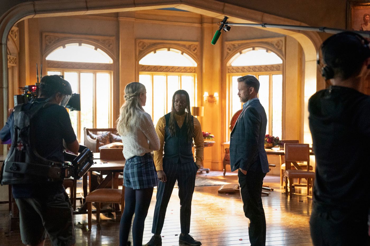 3x06-001.jpg
