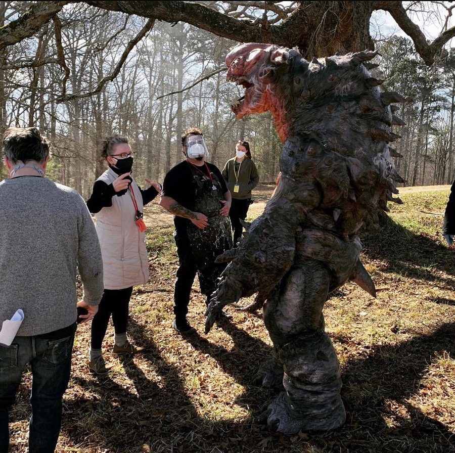3x09-002.jpg