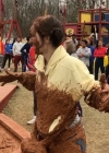 3x01-015.jpg